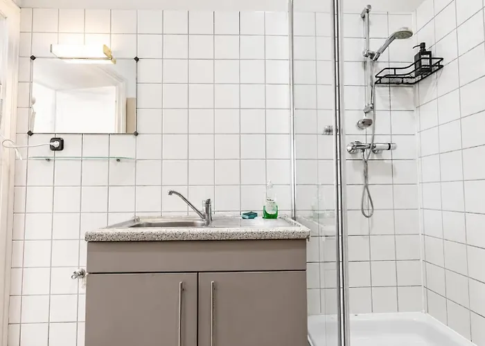 Beautiful 1br Retreat Close To Wiener Stadthalle * וינה